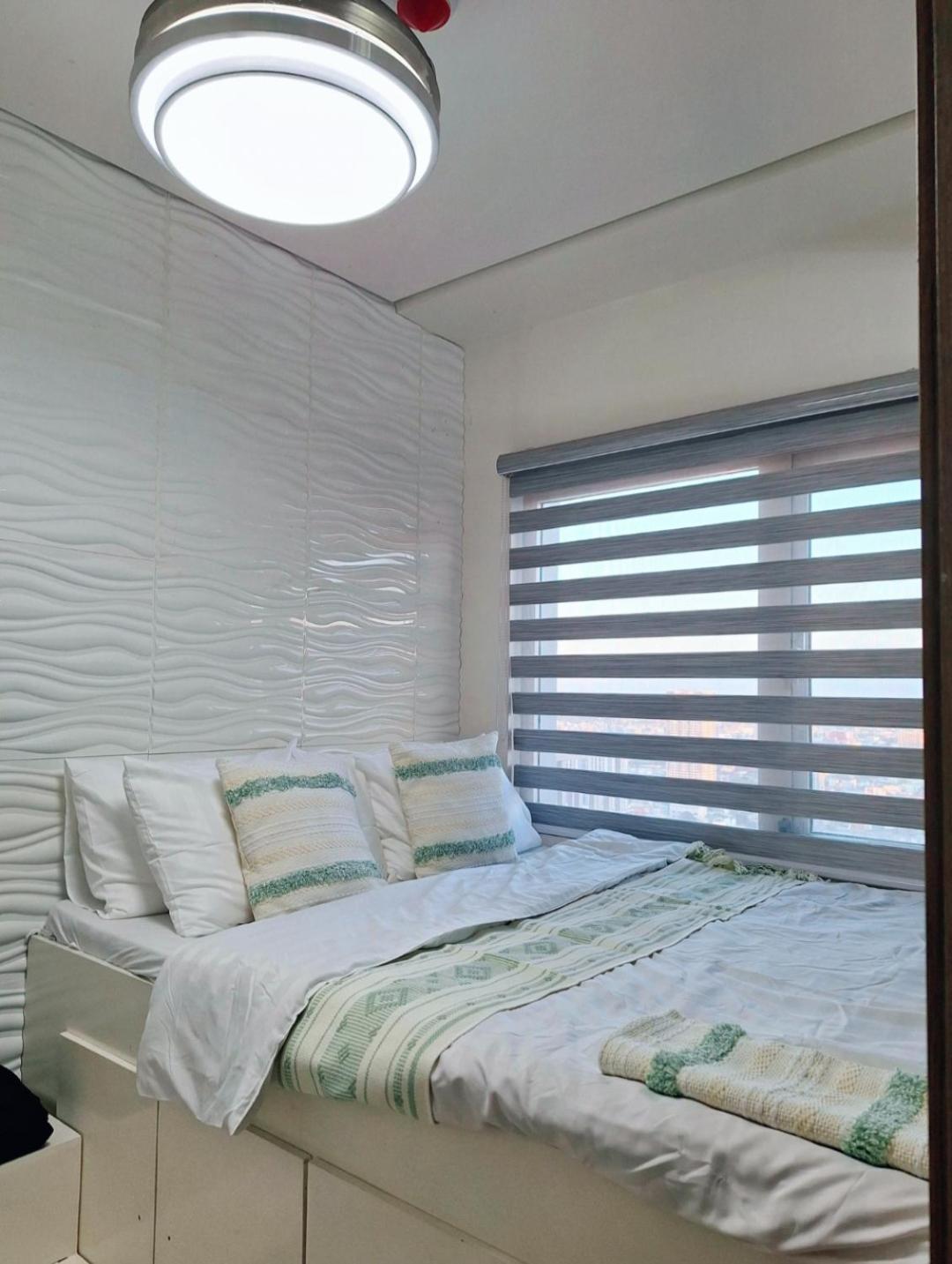 Coast Stay By J 40Th Floor Penthouse Манила Екстериор снимка