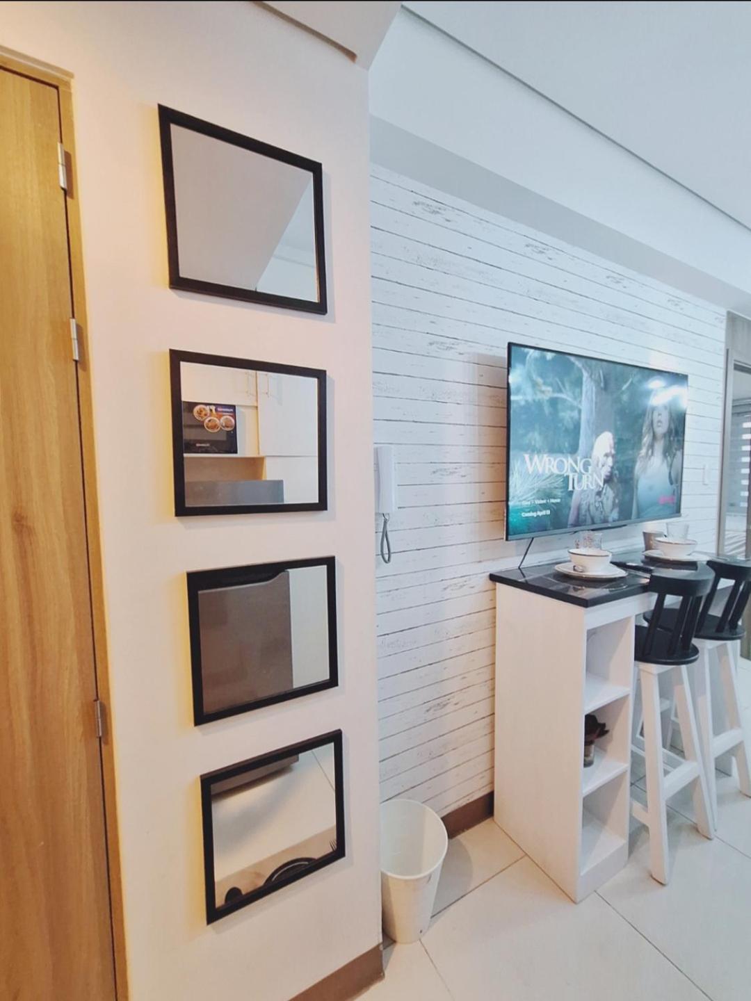 Coast Stay By J 40Th Floor Penthouse Манила Екстериор снимка